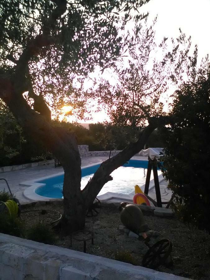 Trullo Monte Del Sale Pensionat Alberobello Exteriör bild